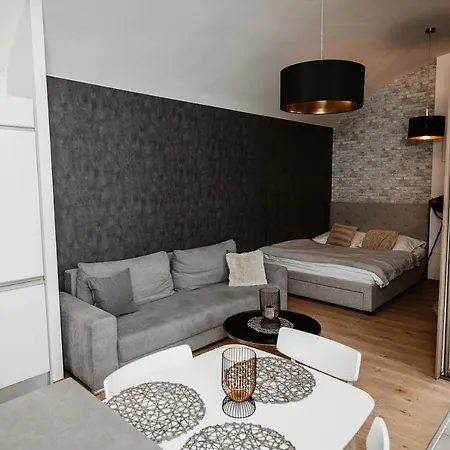 Ah Postova Apartment *
