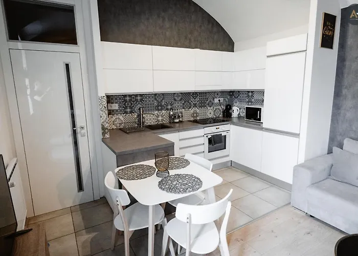 Ah Poštová Apartmán *